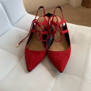 Zara red pointed toe mid-heels sandal with lace